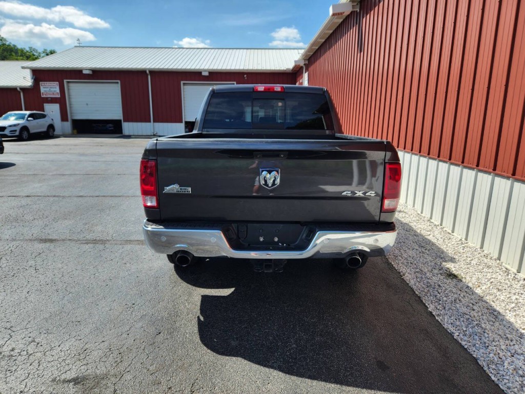 2017 RAM 1500 Image 4