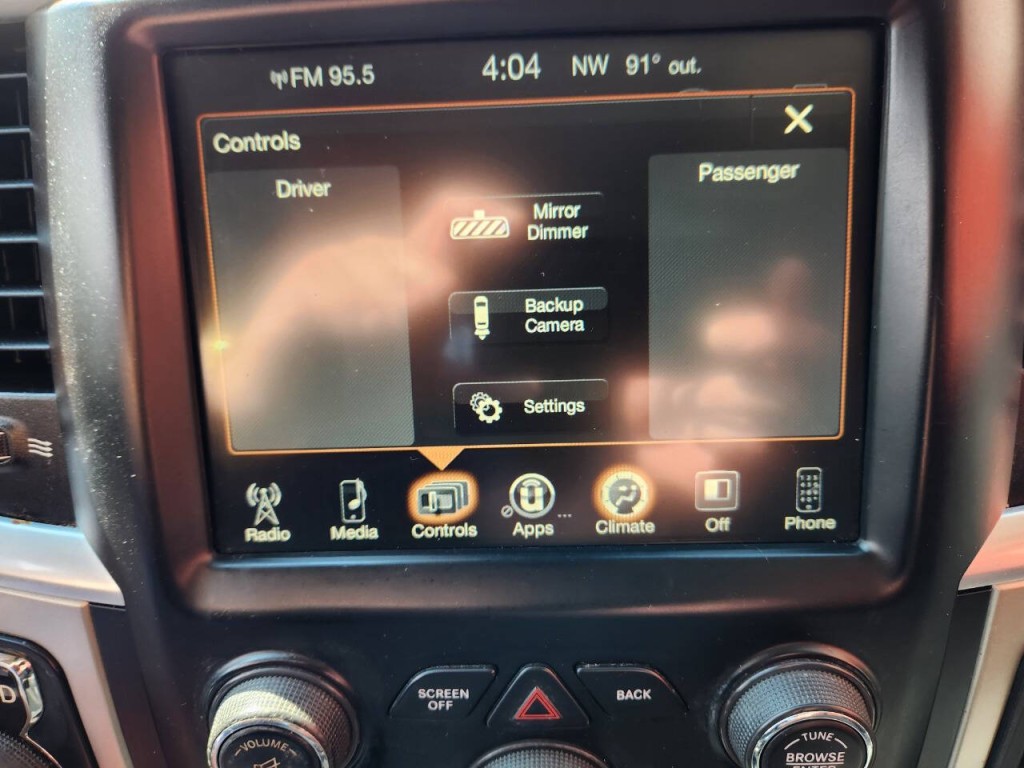 2017 RAM 1500 Image 16