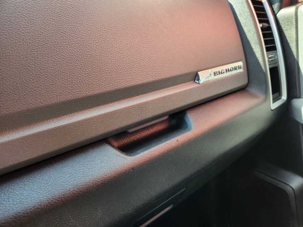 2017 RAM 1500 Image 19