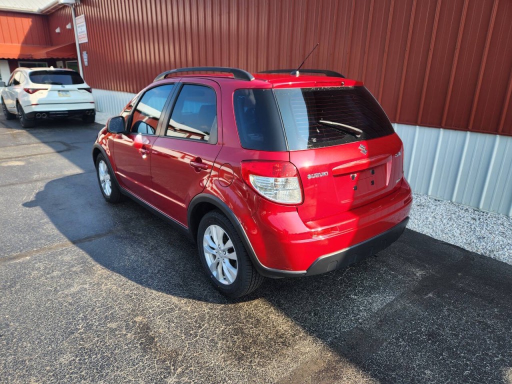 2013 Suzuki SX4 Image 4