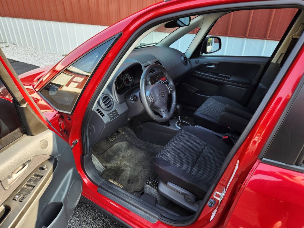 2013 Suzuki SX4 Image 15