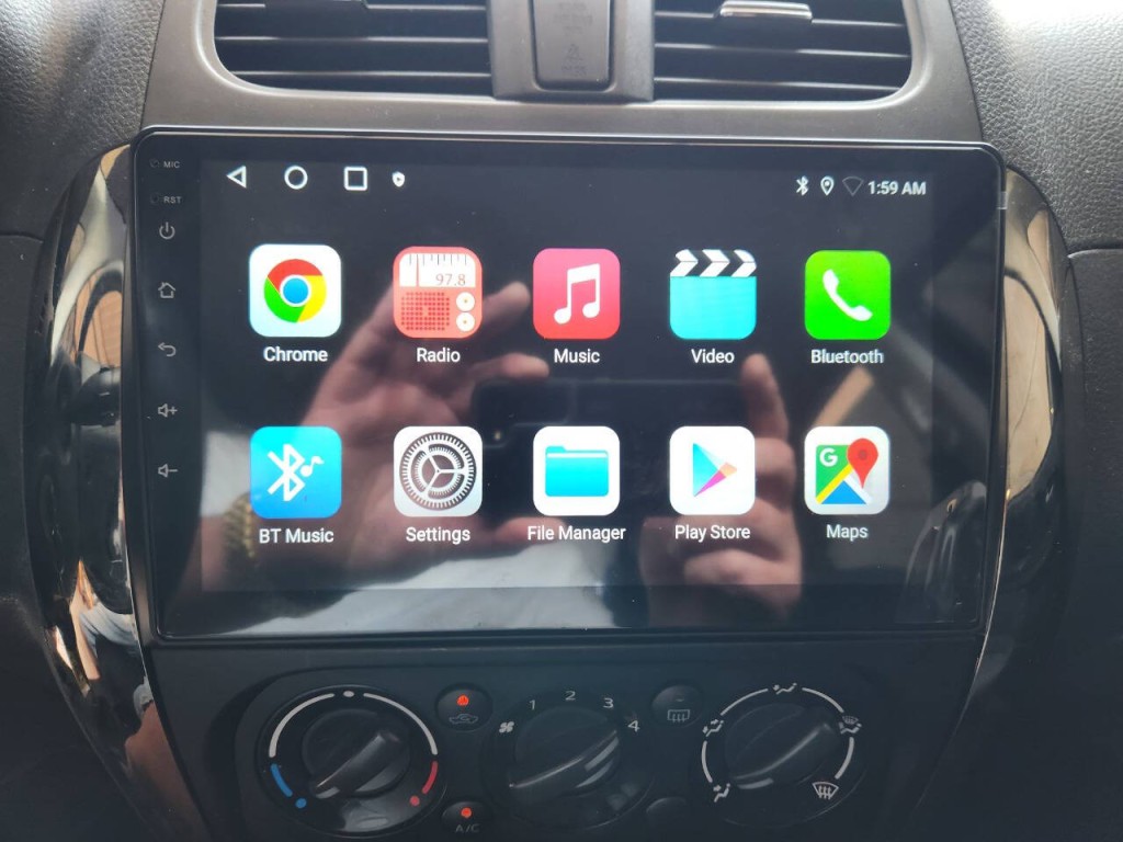 2013 Suzuki SX4 Image 24