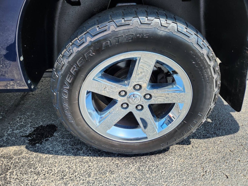 2014 RAM 1500 Image 9