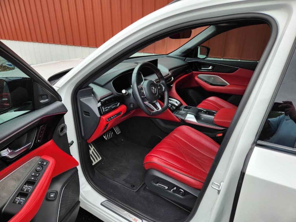 2022 Acura MDX Image 14
