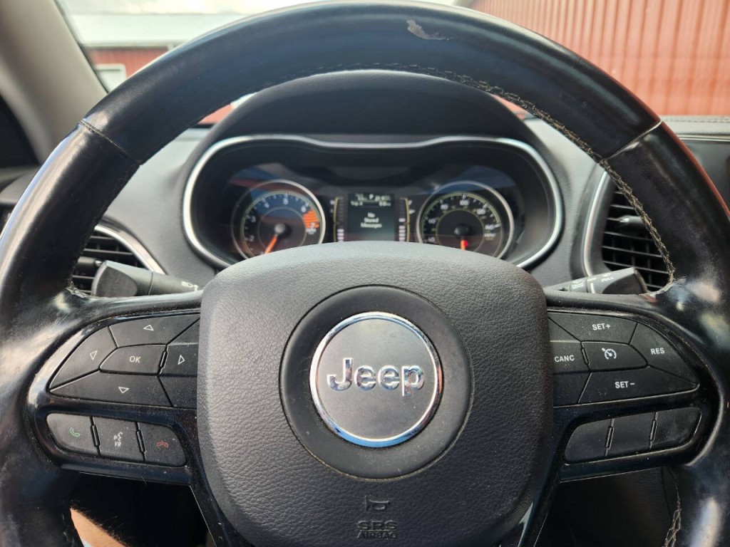 2020 Jeep Cherokee Image 15