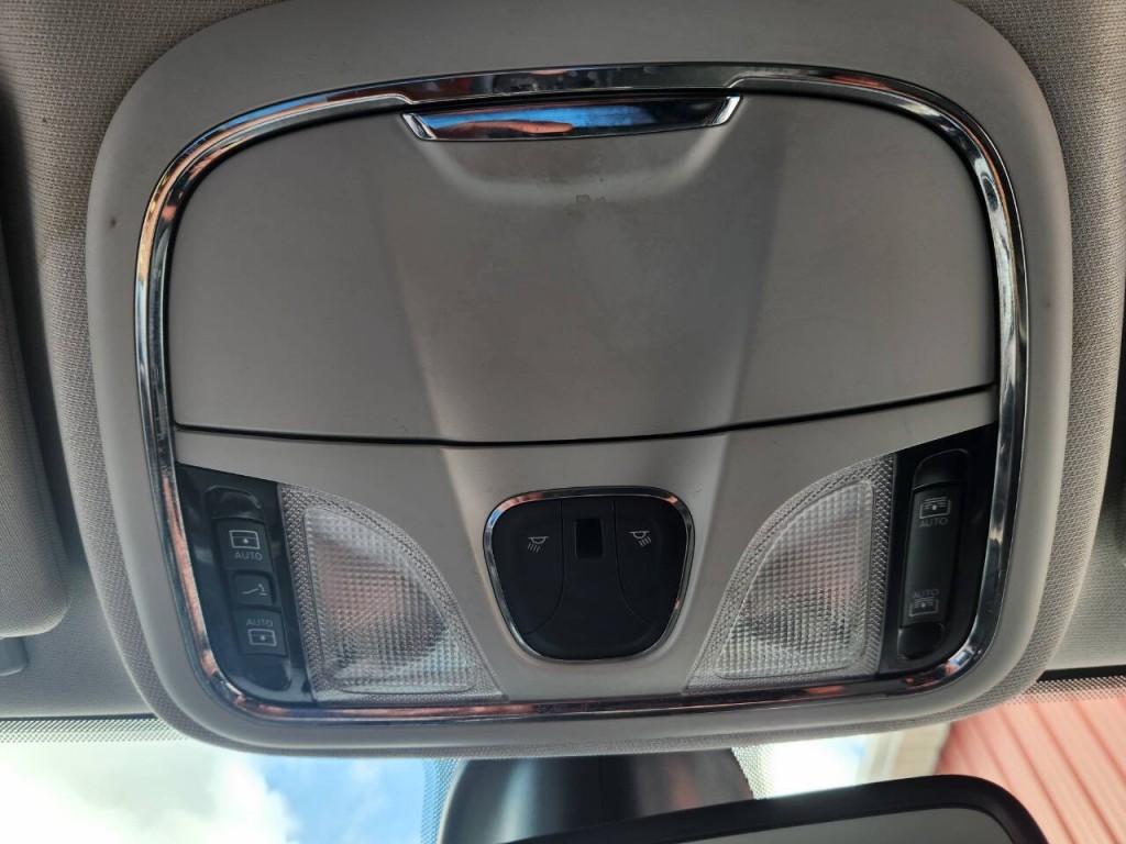 2020 Jeep Cherokee Image 16