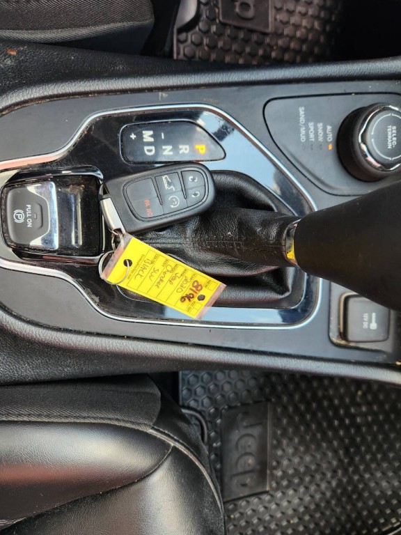 2020 Jeep Cherokee Image 23