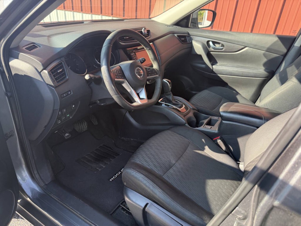 2019 Nissan Rogue Image 8
