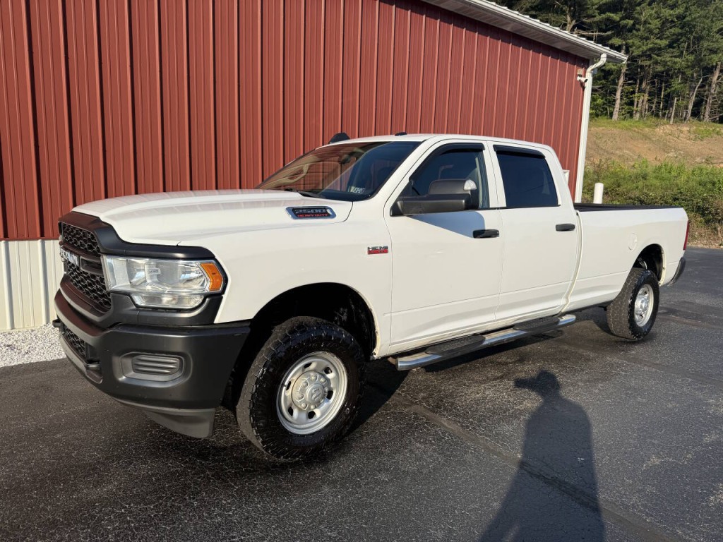 2019 RAM 2500 Image 3