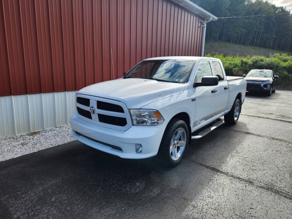 2015 RAM 1500 Image 3