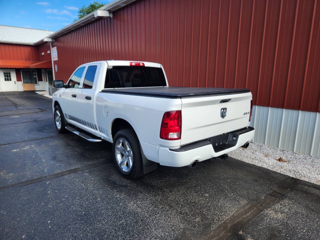 2015 RAM 1500 Image 9