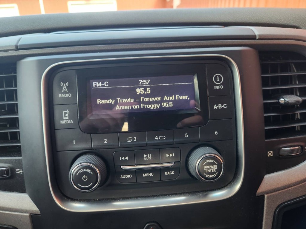 2015 RAM 1500 Image 20