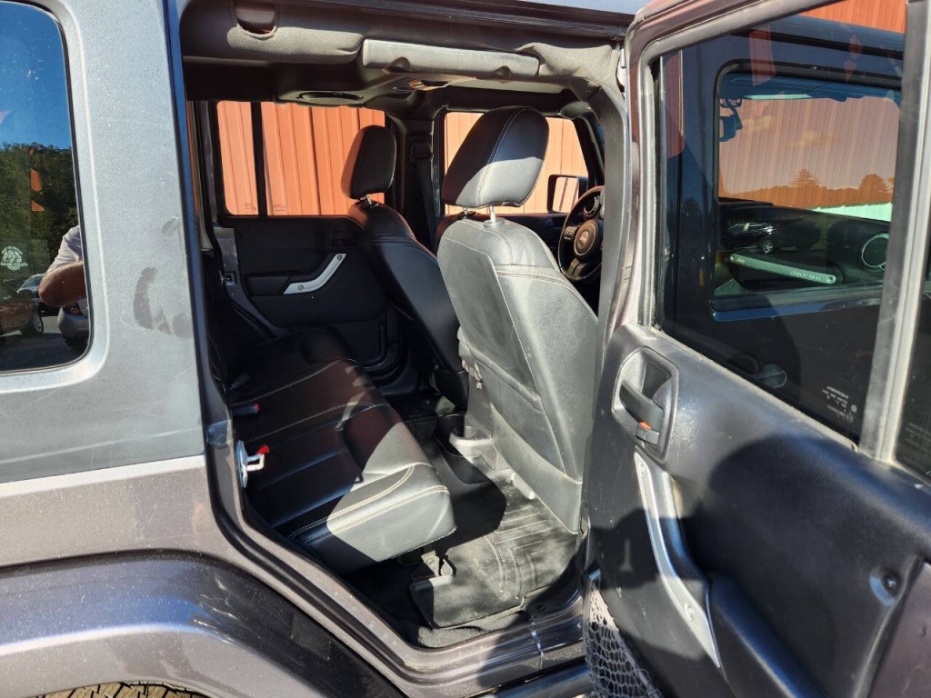 2014 Jeep Wrangler Unlimited Image 12