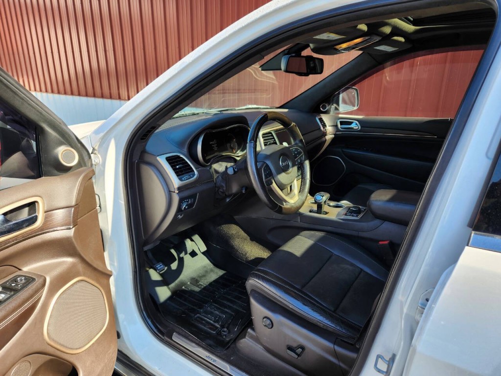 2014 Jeep Grand Cherokee Image 8