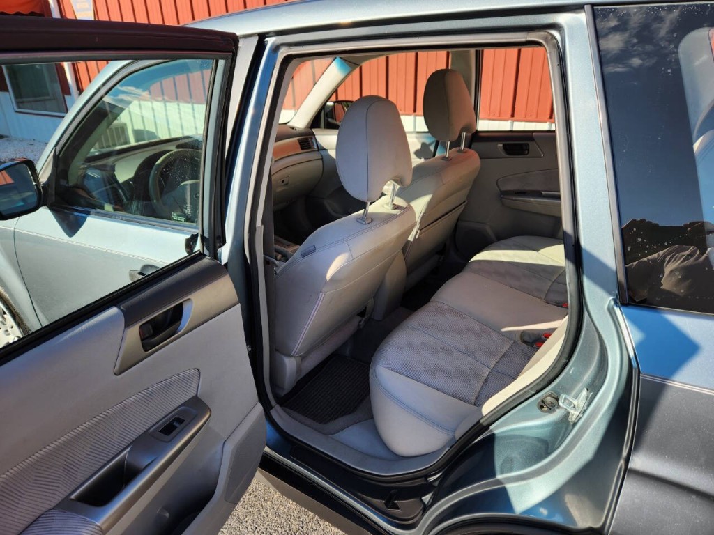 2009 Subaru Forester Image 8