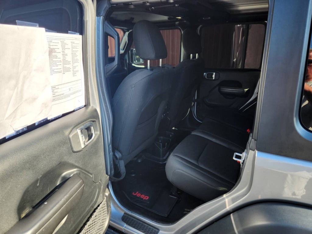 2018 Jeep Wrangler Unlimited Image 15