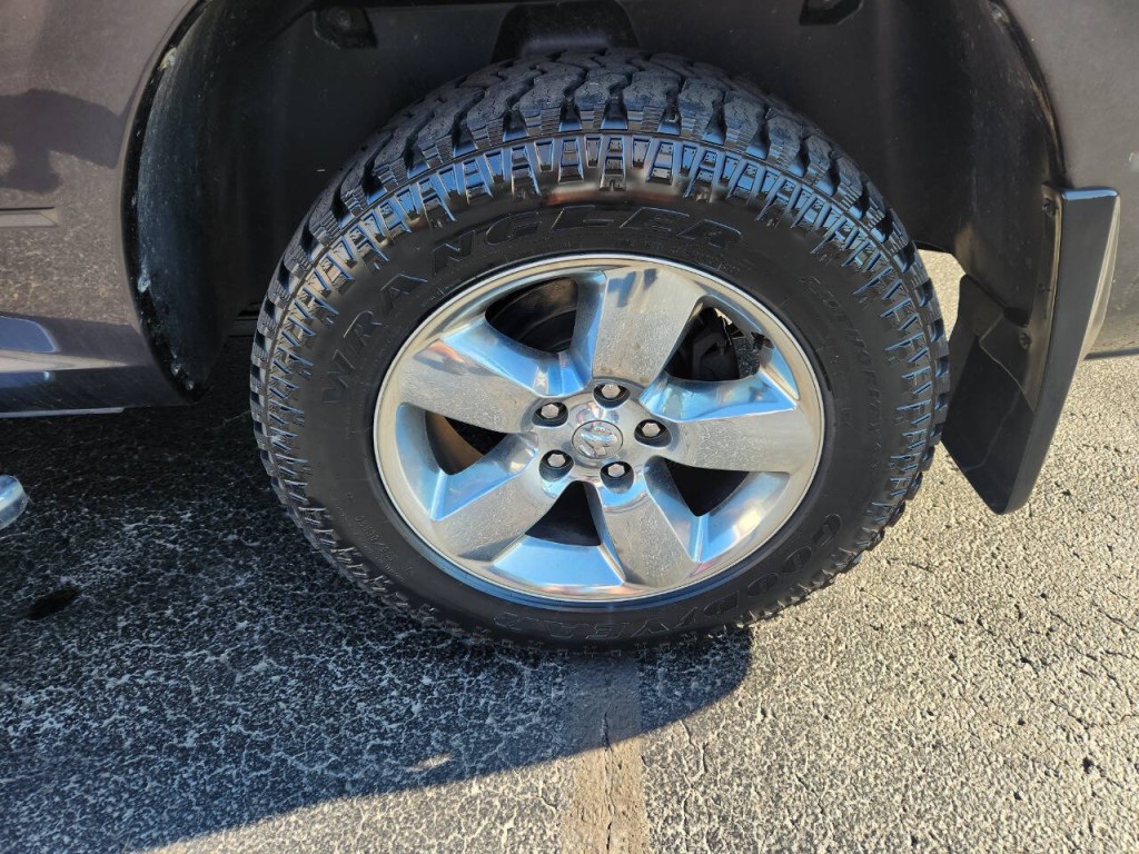2017 RAM 1500 Image 5