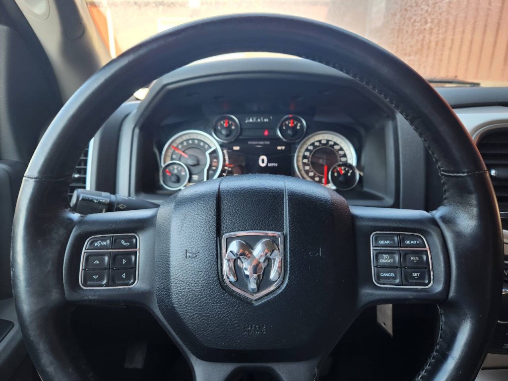 2017 RAM 1500 Image 12