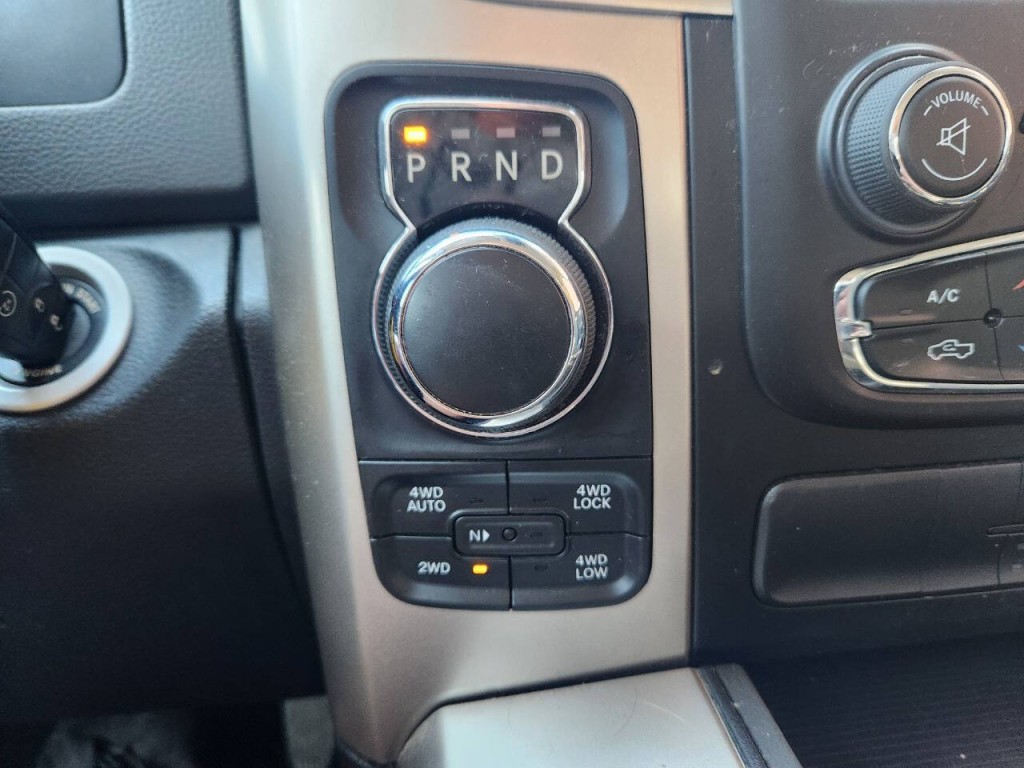 2017 RAM 1500 Image 15