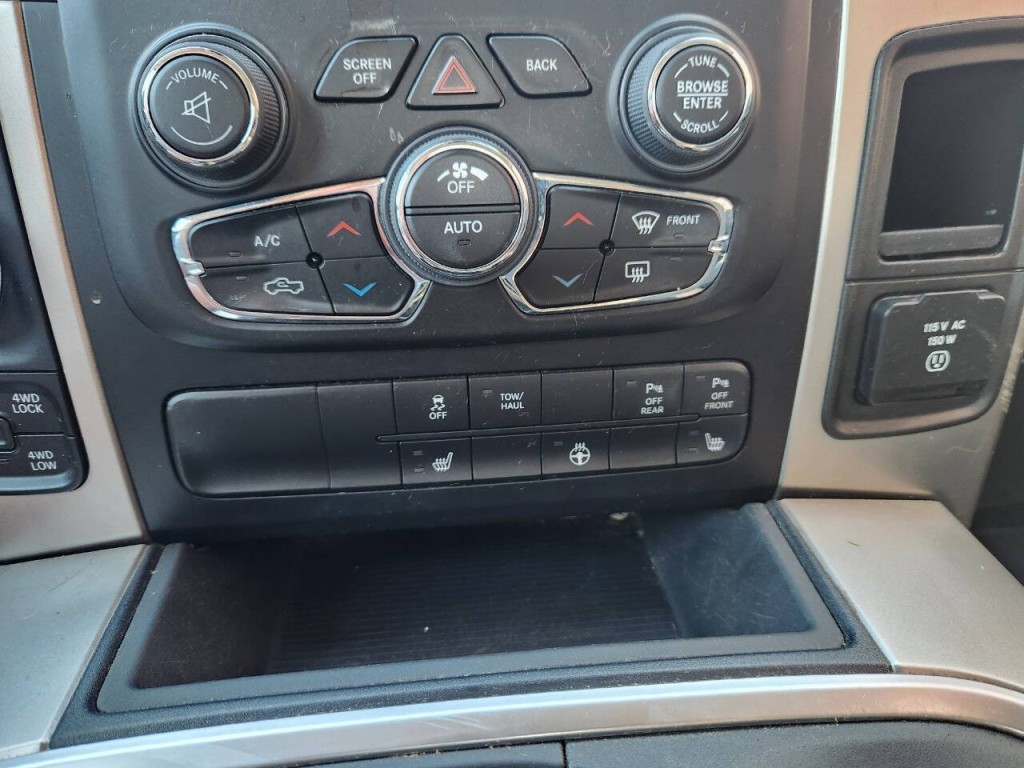 2017 RAM 1500 Image 16
