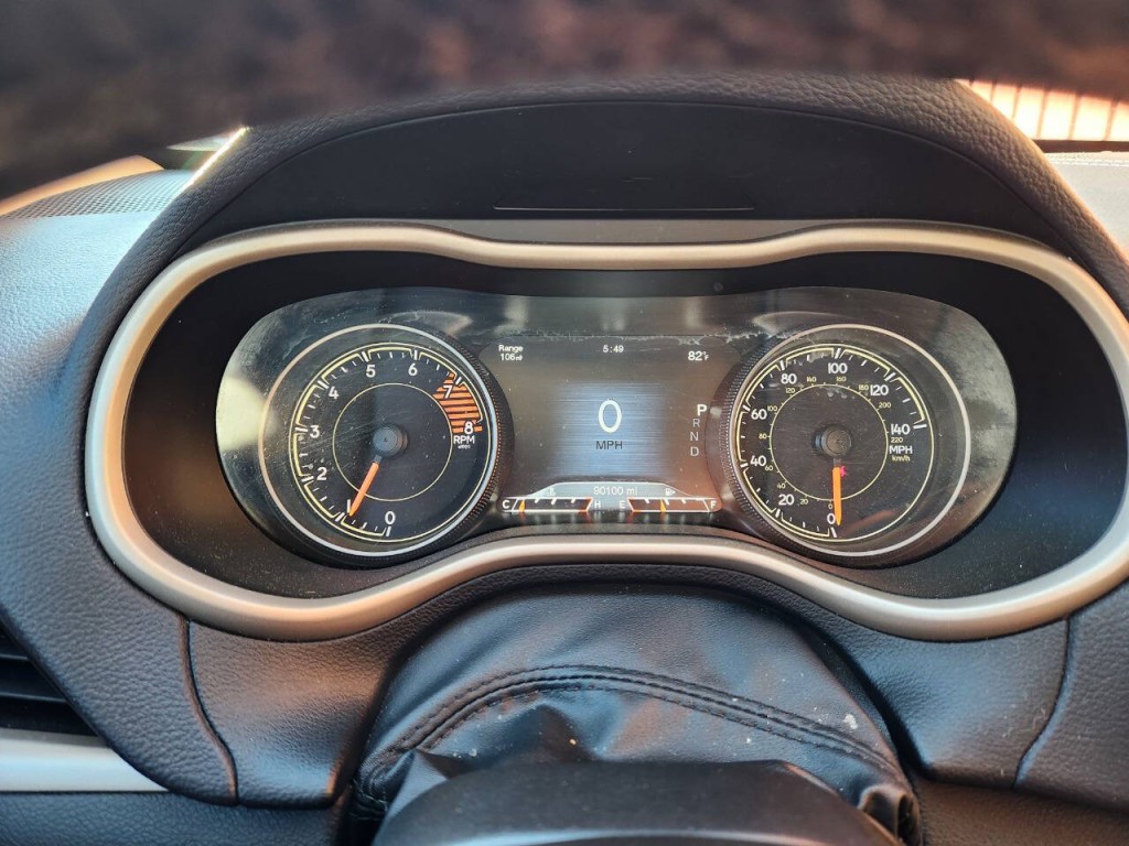 2017 Jeep Cherokee Image 16