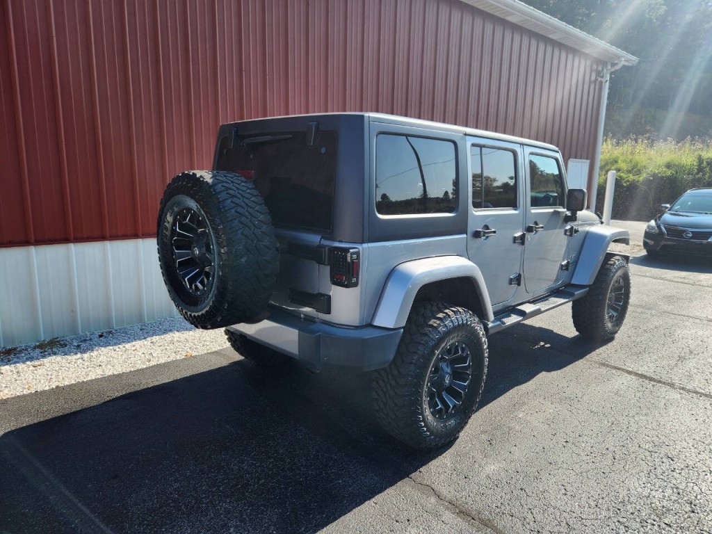 2017 Jeep Wrangler Unlimited Image 8