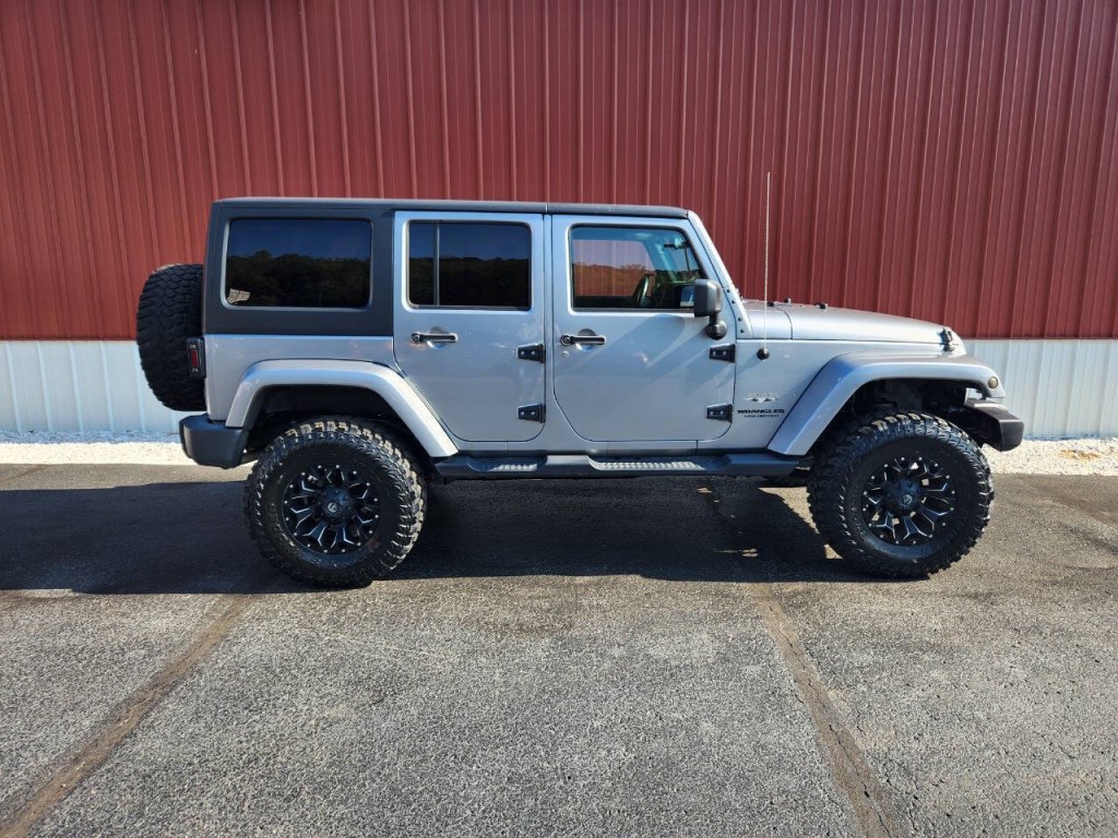 2017 Jeep Wrangler Unlimited Image 9