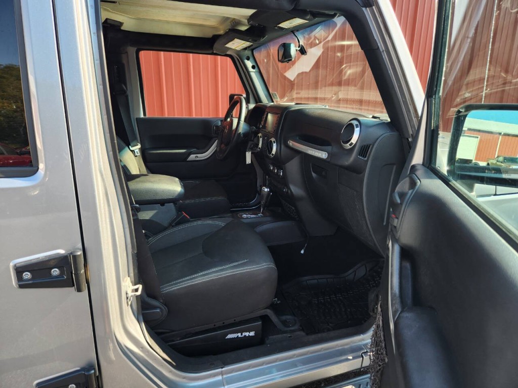 2017 Jeep Wrangler Unlimited Image 13