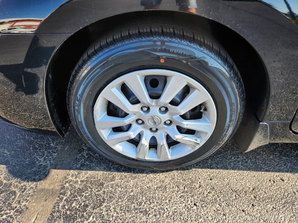 2015 Nissan Altima Image 7