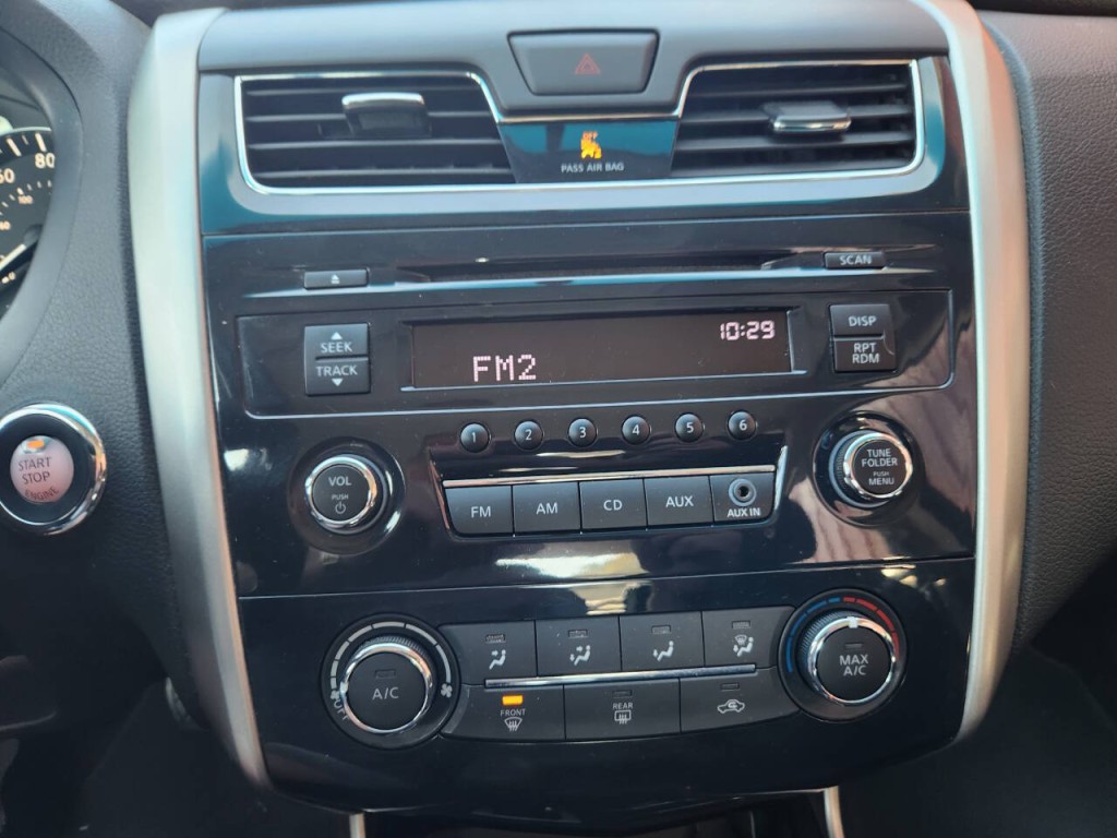 2015 Nissan Altima Image 11