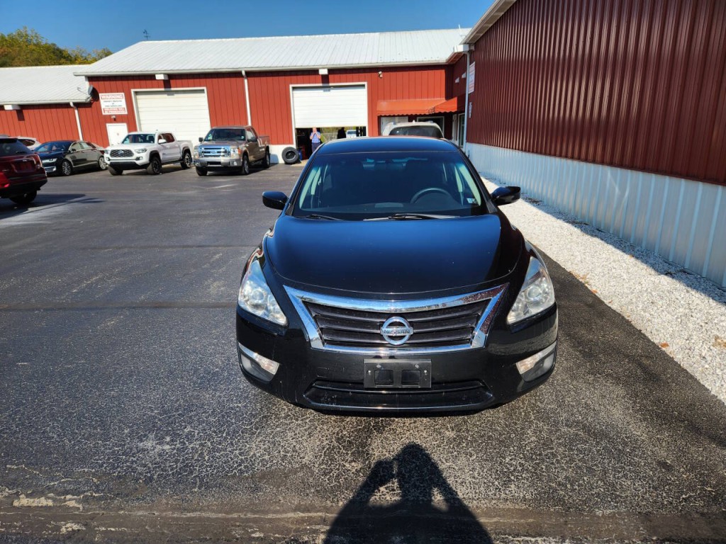 2015 Nissan Altima Image 18