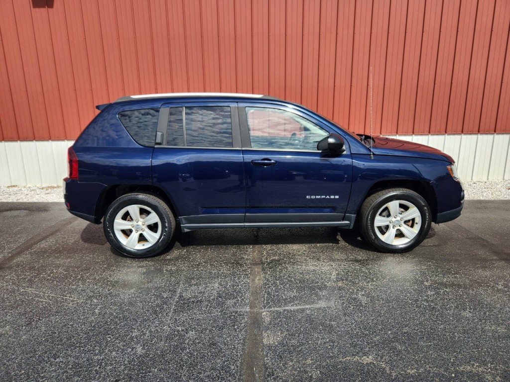 2015 Jeep Compass Image 9