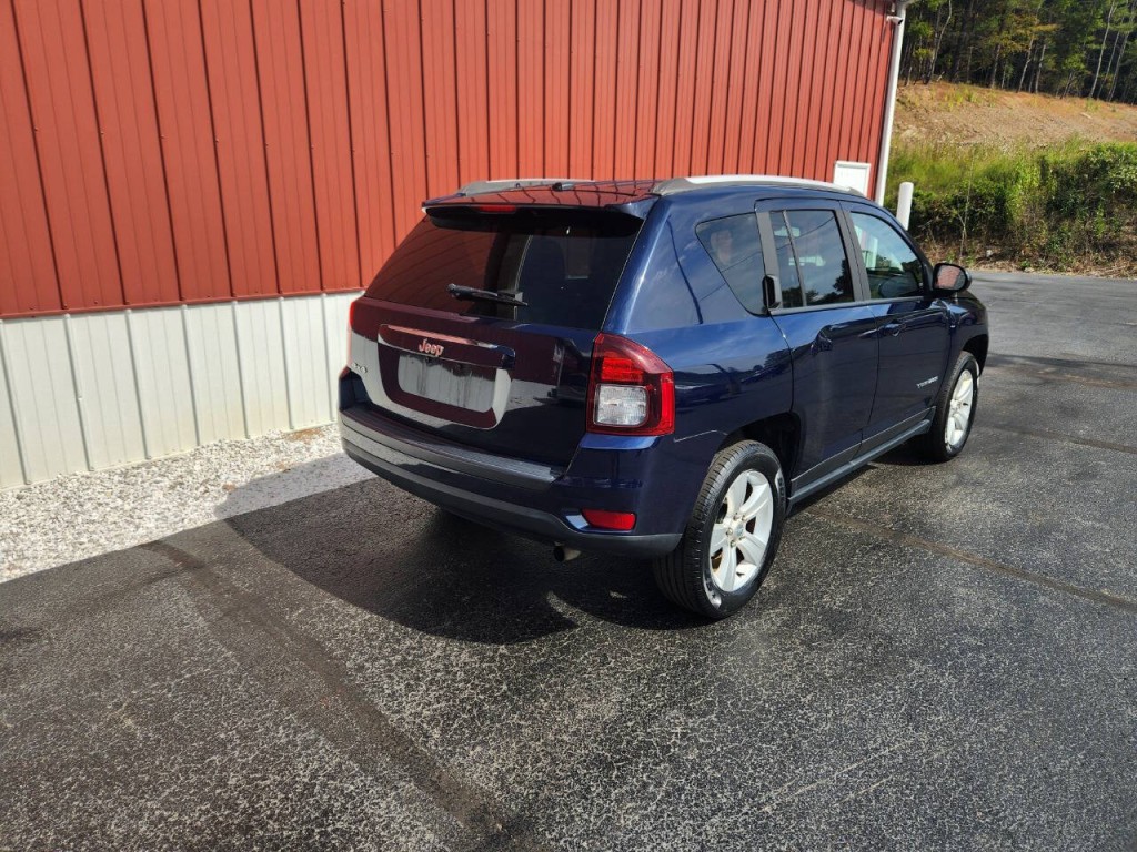 2015 Jeep Compass Image 10