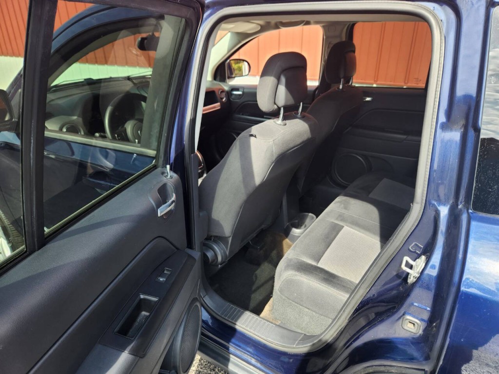 2015 Jeep Compass Image 15