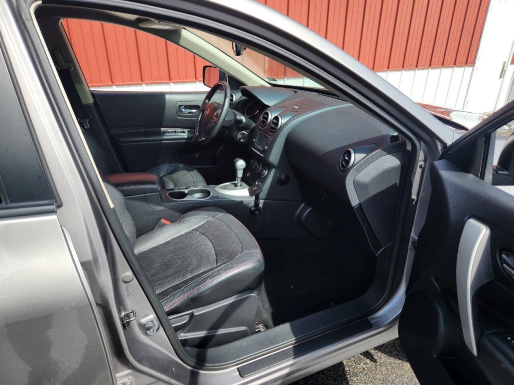 2012 Nissan Rogue Image 11