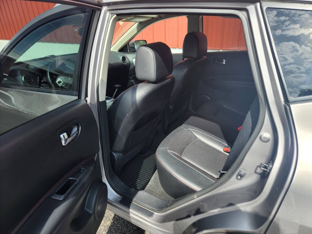 2012 Nissan Rogue Image 25