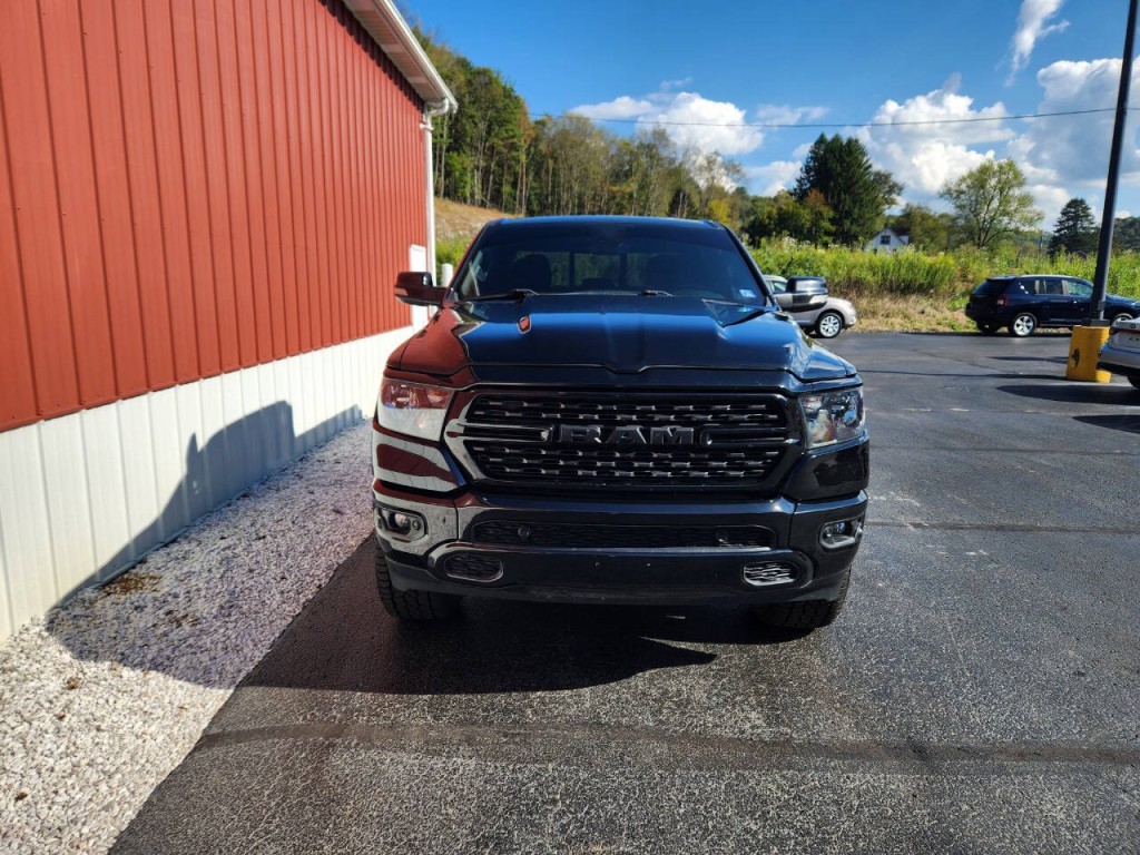 2022 RAM 1500 Image 3