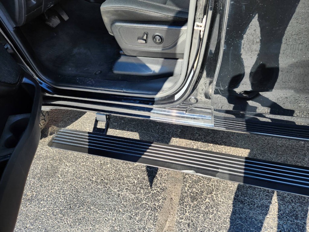 2022 RAM 1500 Image 9