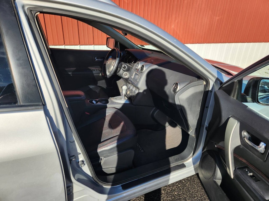 2012 Nissan Rogue Image 13