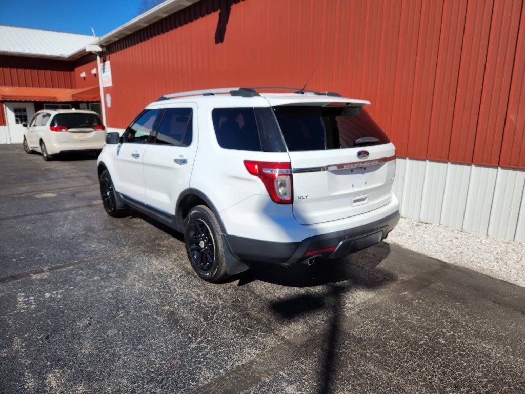 2015 Ford Explorer Image 8