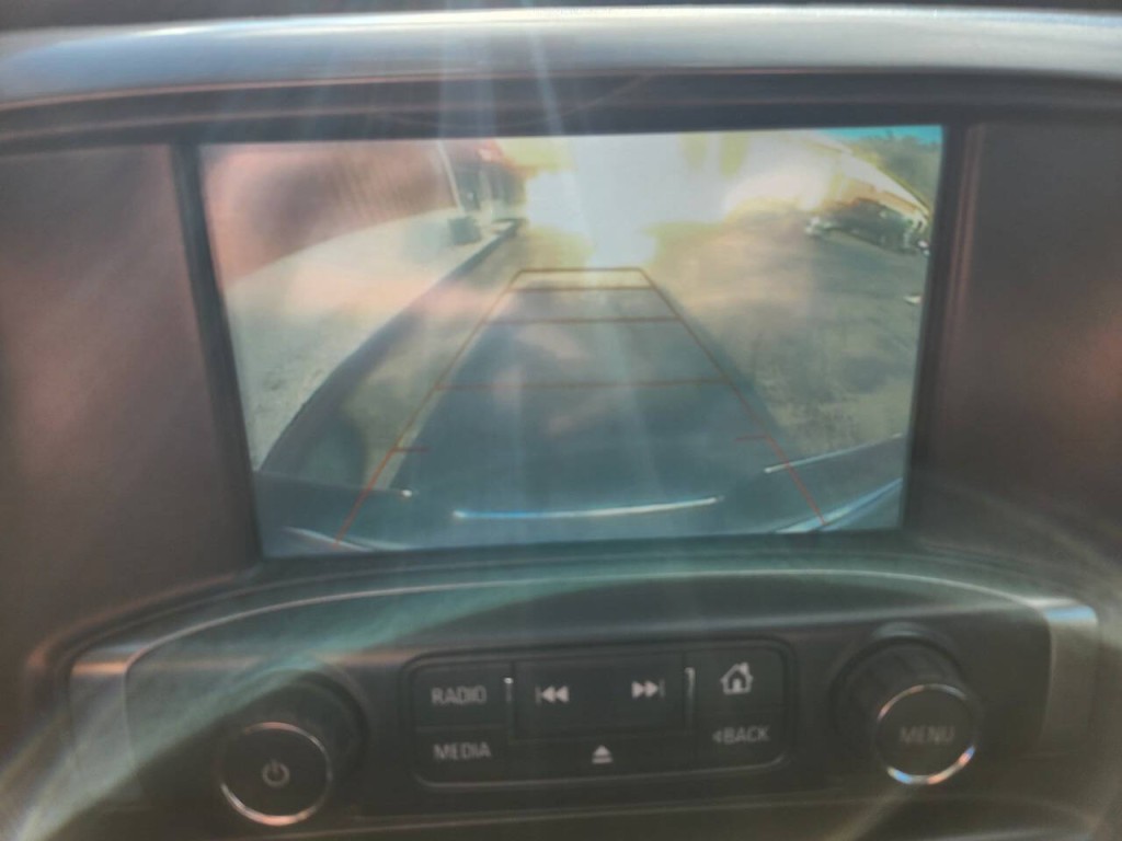 2018 Chevrolet Silverado 1500 Image 17