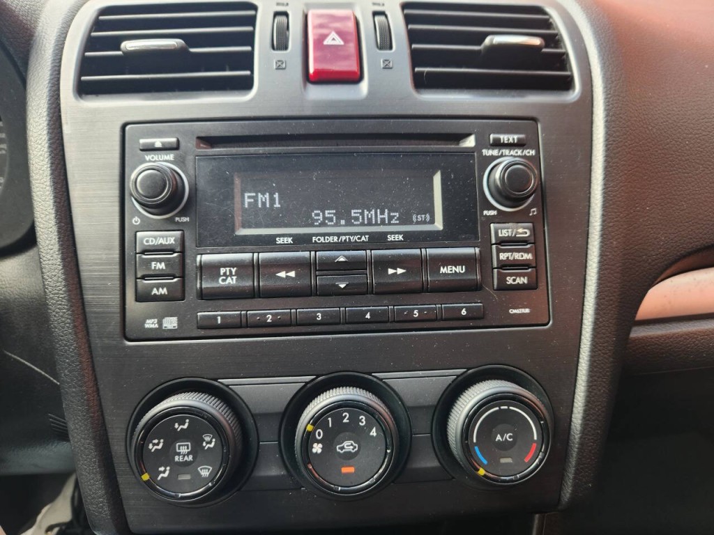 2014 Subaru Crosstrek Image 18