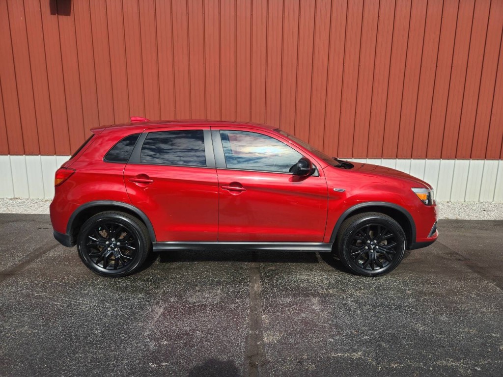 2017 Mitsubishi Outlander Image 6