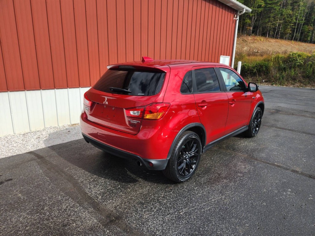 2017 Mitsubishi Outlander Image 7