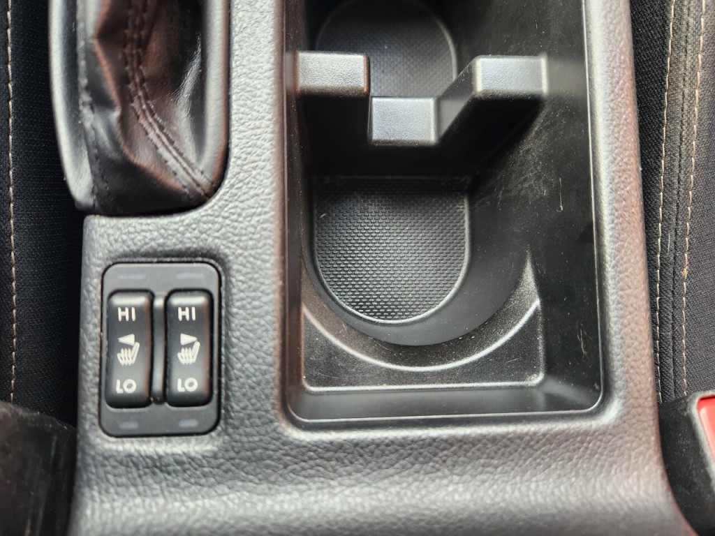 2017 Mitsubishi Outlander Image 21