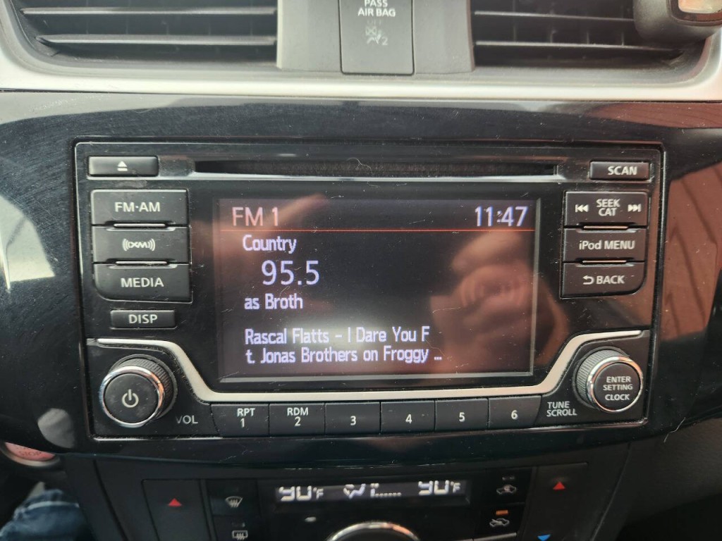 2018 Nissan Sentra Image 19