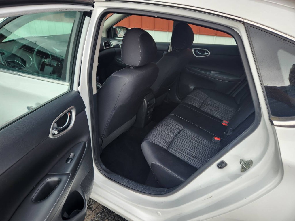 2018 Nissan Sentra Image 20