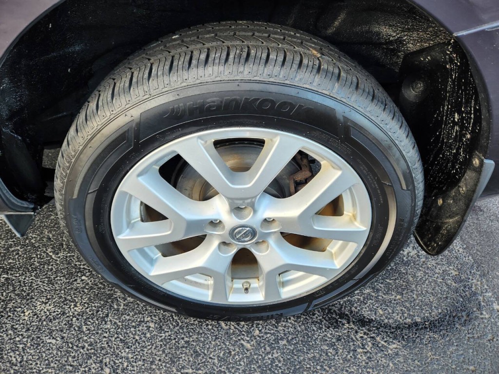 2013 Nissan Rogue Image 11