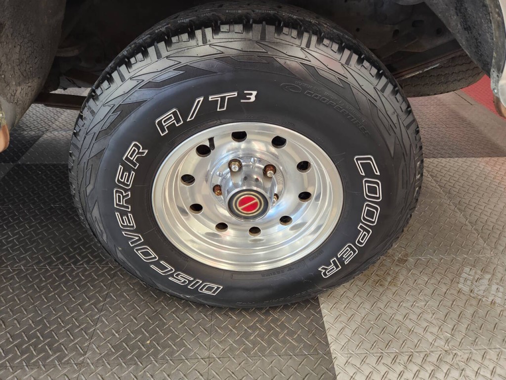 1995 Ford F-150 Image 8