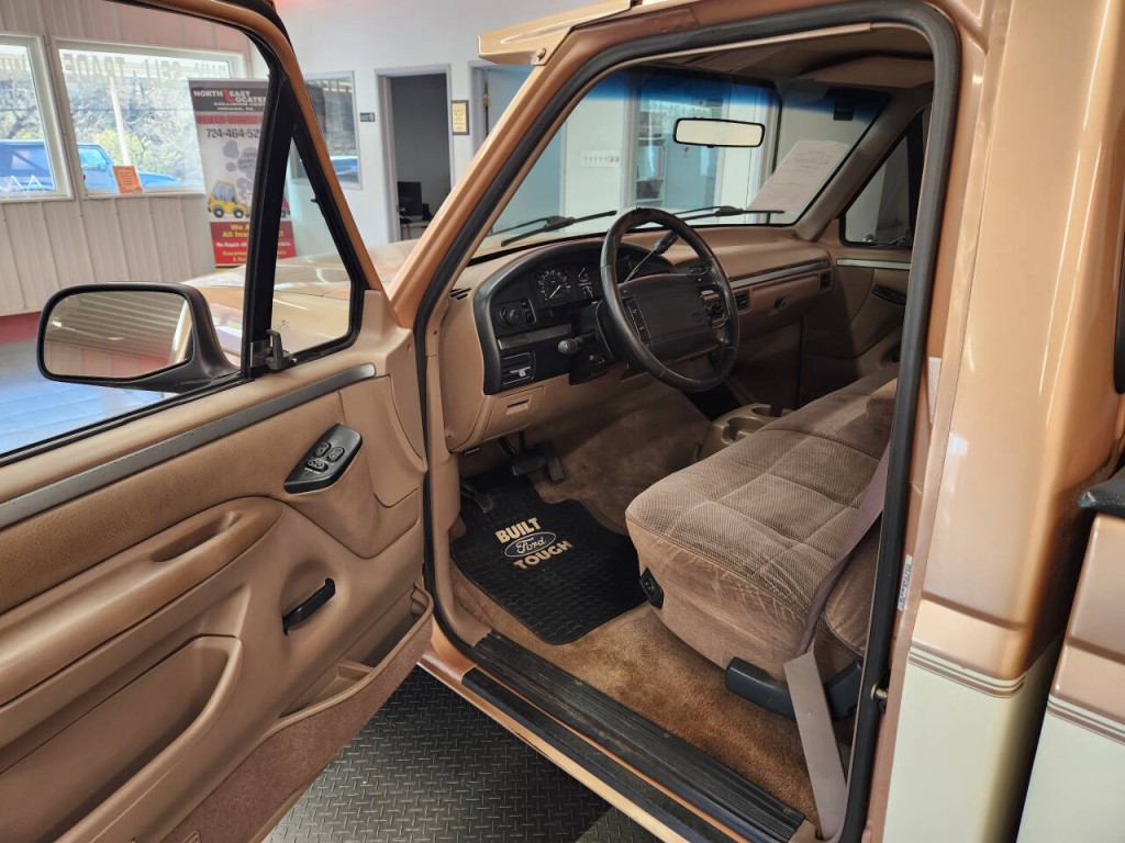 1995 Ford F-150 Image 13